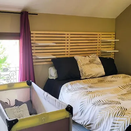 Maison Charmante Avec Piscine A Mecringes, 100 M² *